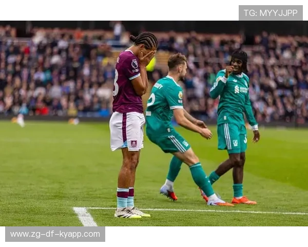 1-1，黑马点球不判，无缘三连胜！英超第10轮结束，2-8名差两分！，英超联赛 2021